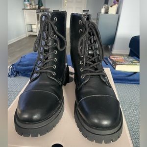 SO women’s black boots size 10